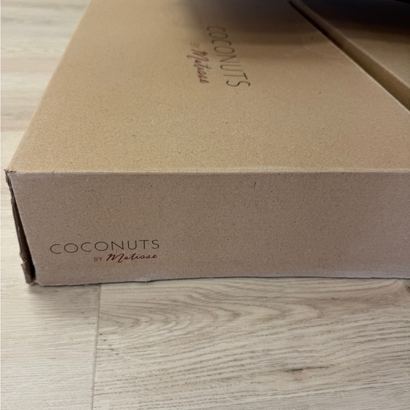 Gold Western Cowboy Boots - Picture 2 of 3